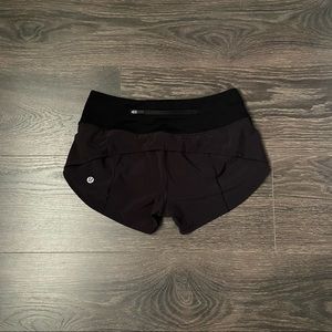 Lululemon Speed Up Shorts 2.5”